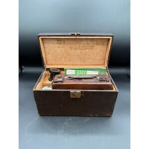 Antique 1929 Cine-Kodak Model B-B 16mm Movie Camera Red Brown in Case